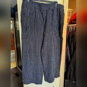 Time and Tru Black/White Pants